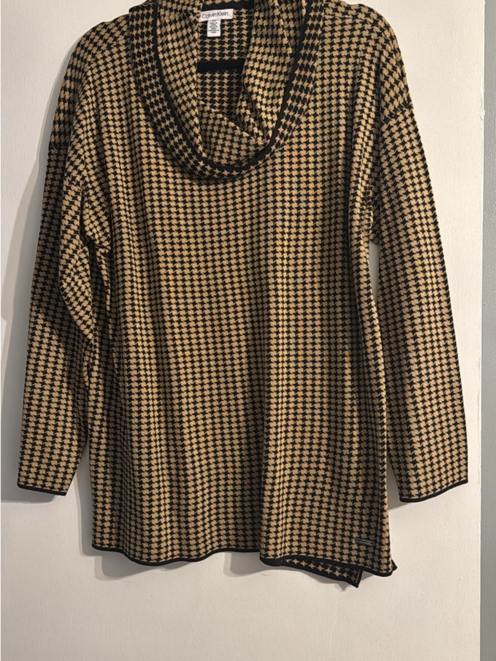 Calvin Klein Houndstooth Cowl Neck Sweater - Black & Tan